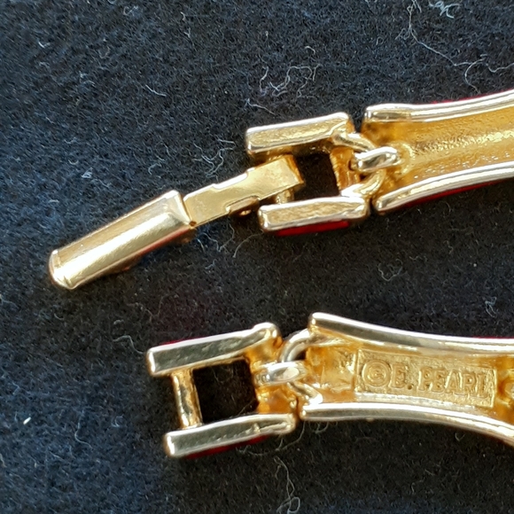 Edwin Pearl - Picture 3 of 10